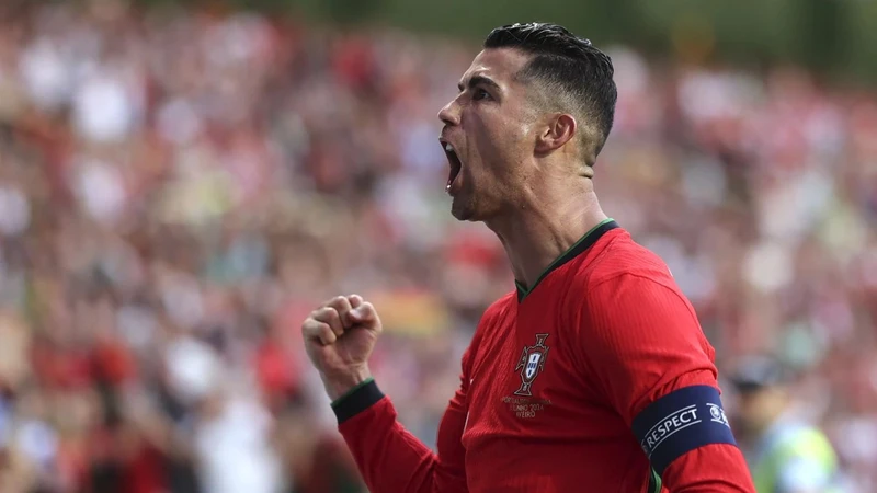 Ronaldo: PSG Đe Dọa Hơn Barcelona Với Inter Milan
